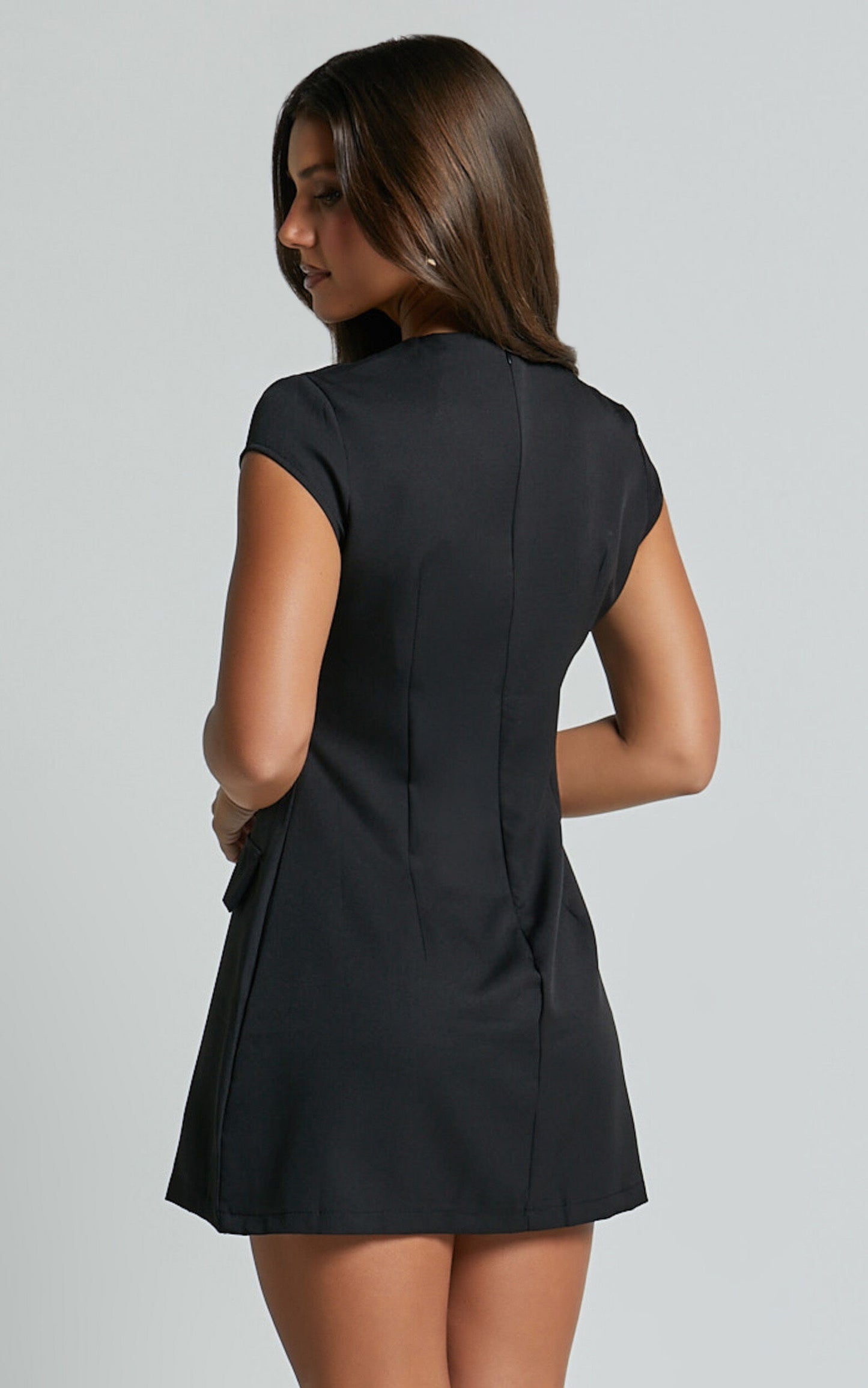 Mini robe slim à fermeture éclair
