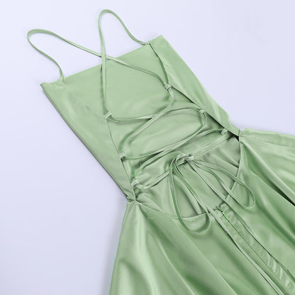 Mini-Robe Satinée à Lacets