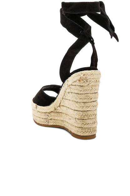 Sandales à talons compensés avec brides
