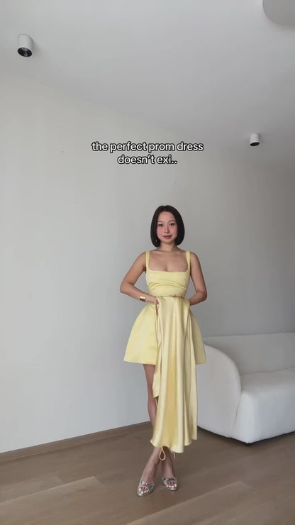 Robe satin longue dos nu et fendu